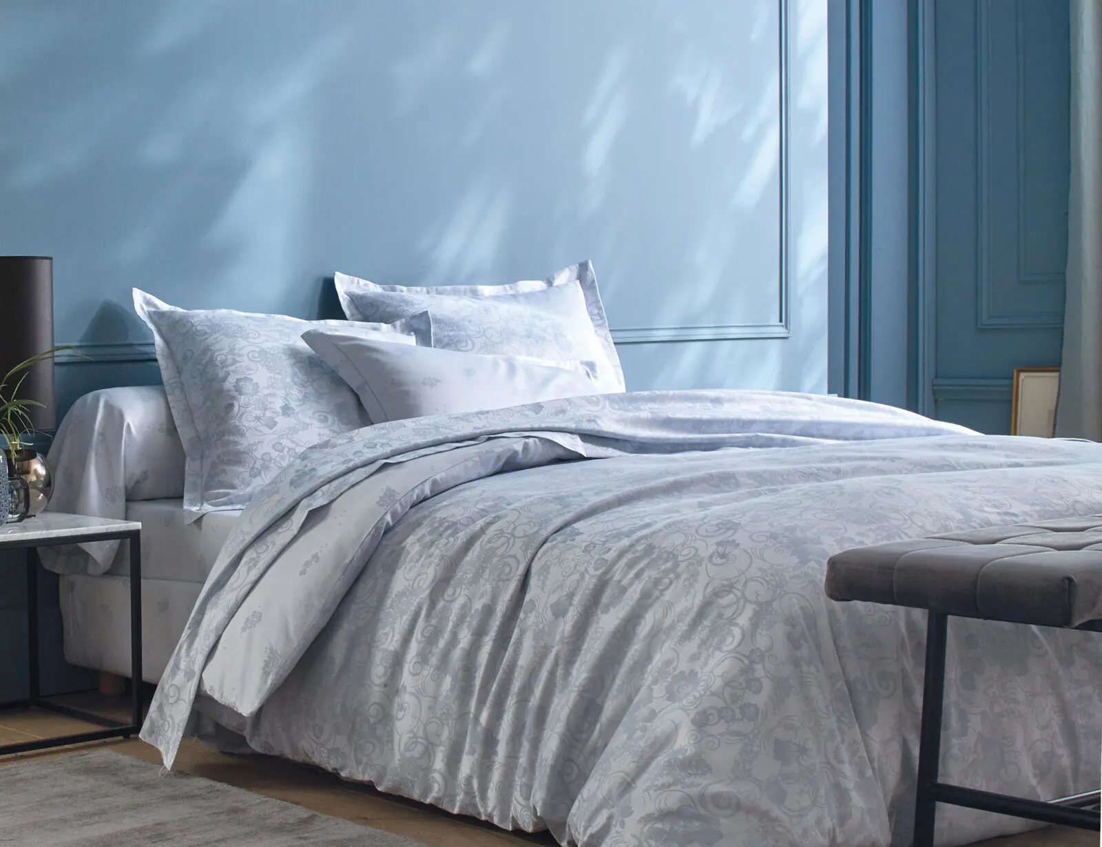 Постельное белье HESPERIDE PORCELAINE голубой BLANC DES VOSGES