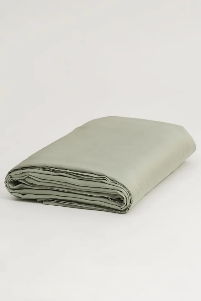 Простыня БРИЛЛИАНТ оливковый GERMAN GRASS 240х260
