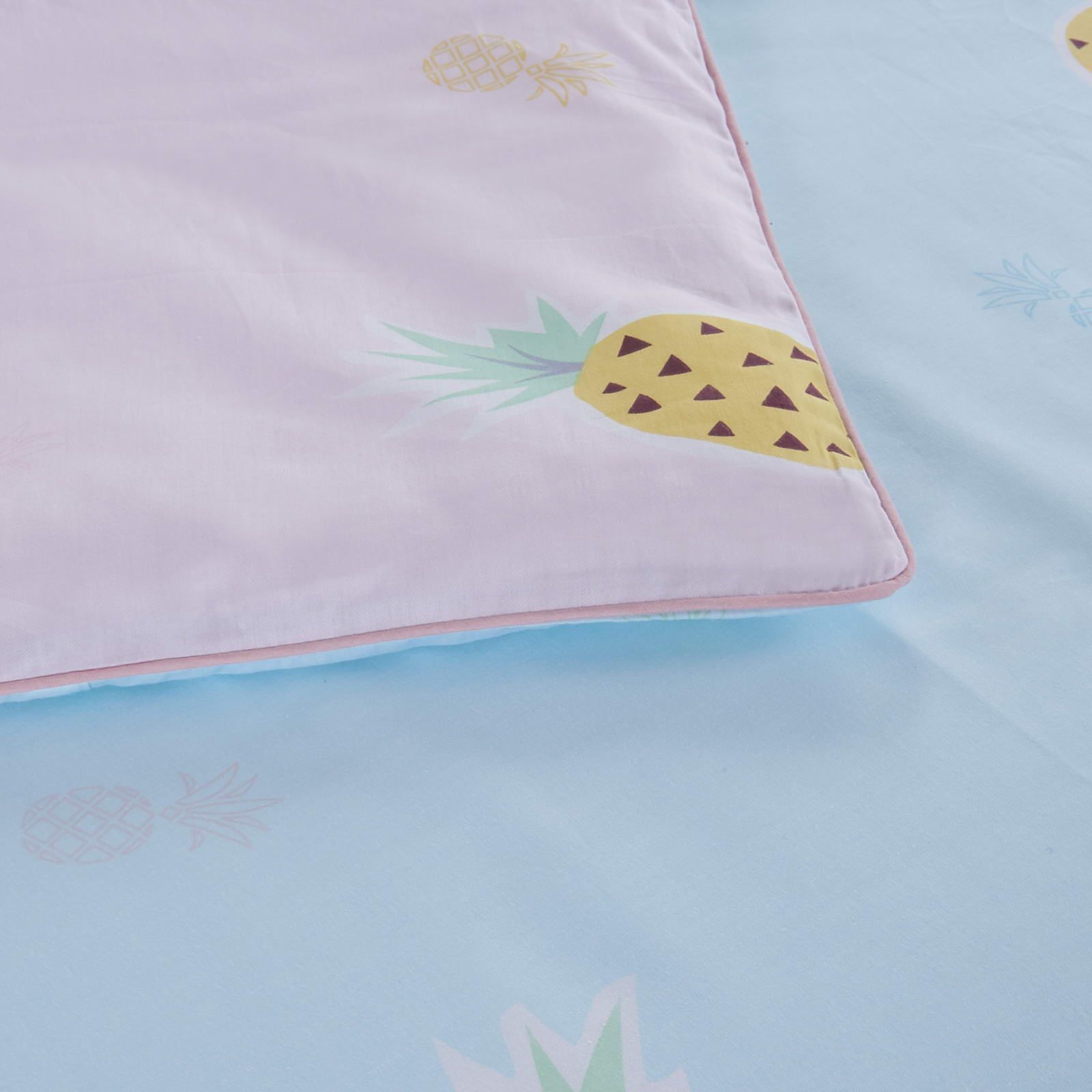 d402200b73b64fa35dd40f960c4b528e