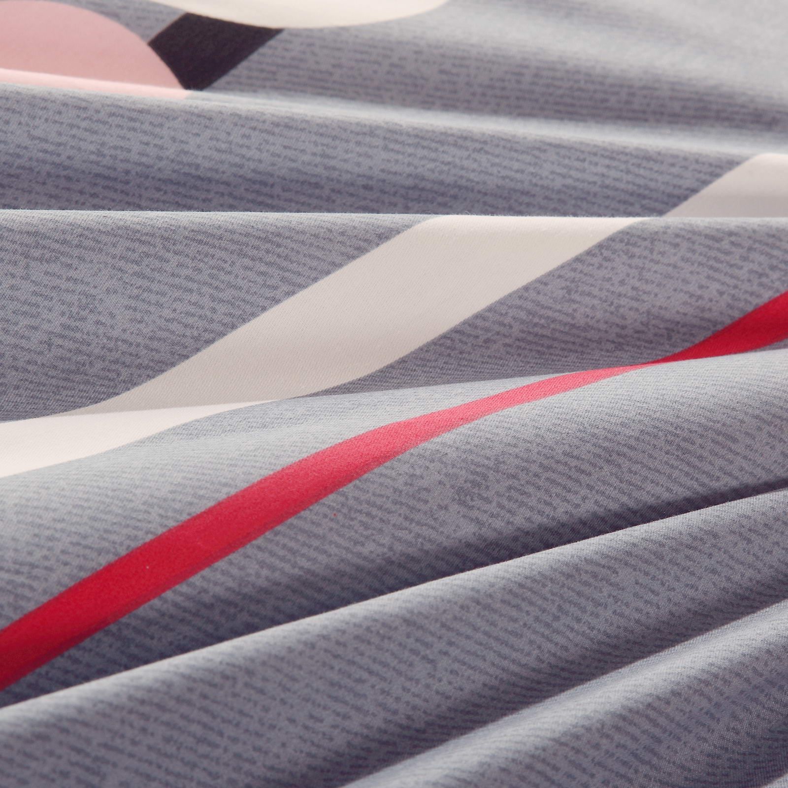 d94e002bdb498375d04ded80825b98a6